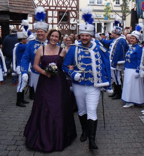 Blütenfest Koblenz Güls – Festlich geschmückte Straßen an der Mosel