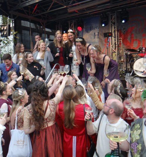 Kindergruppe beim Gülser Blütenfest in Koblenz Güls
