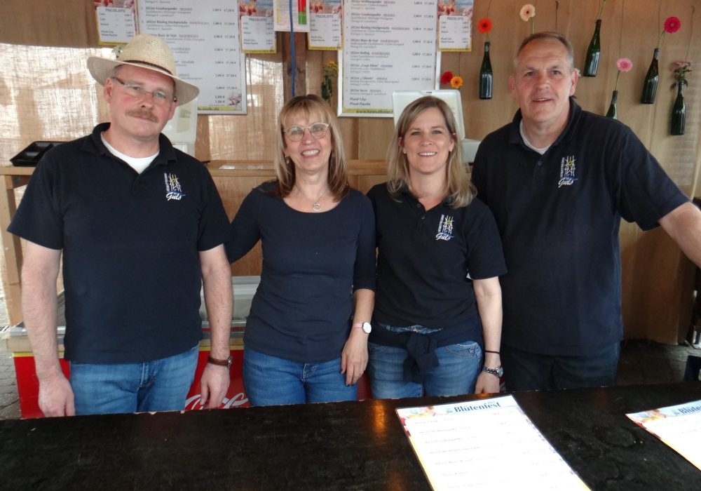 Weinstand beim Blütenfest