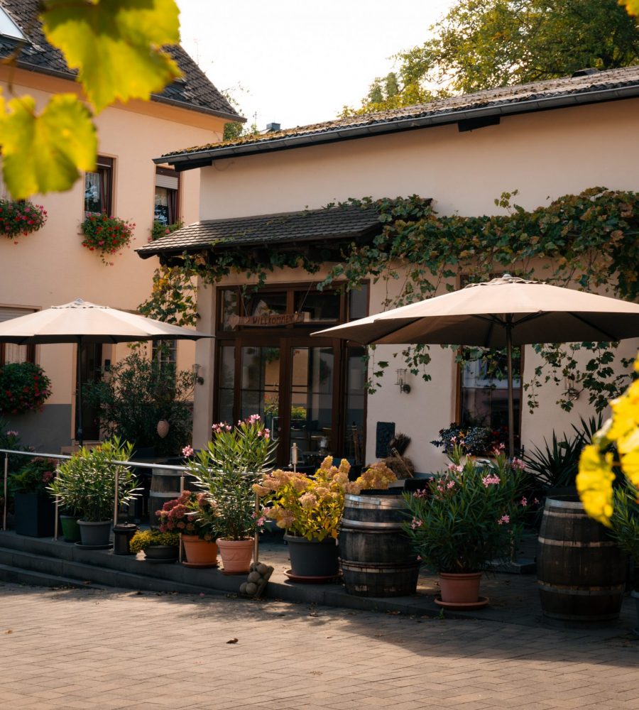 Innenhof Weingut Lunnebach